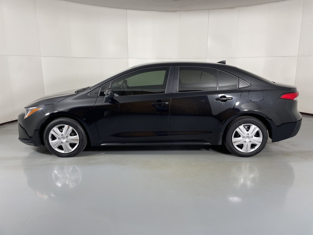 2024 Toyota Corolla LE photo 4