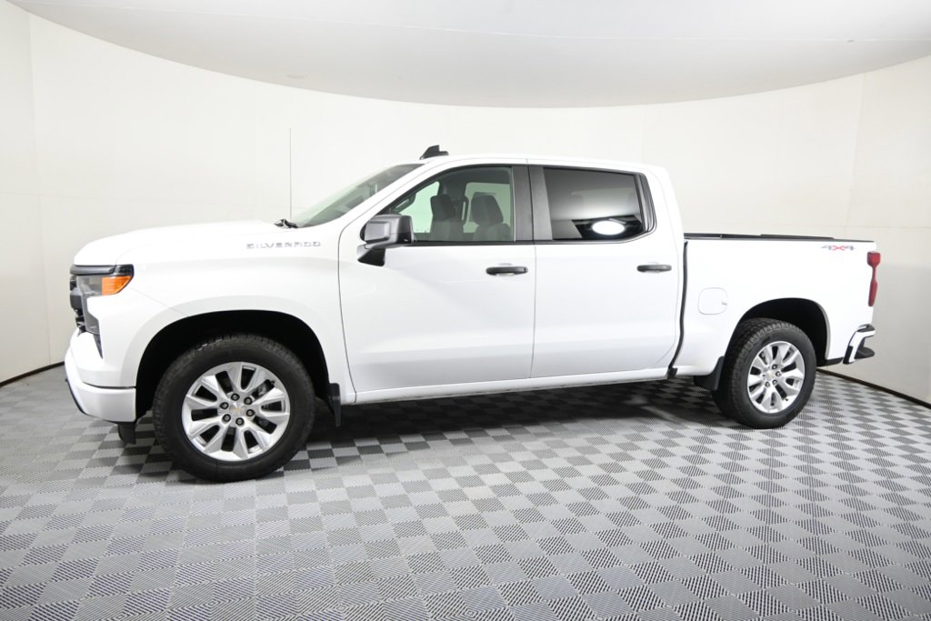 Used 2023 Chevrolet Silverado 1500 Custom with VIN 1GCPDBEK9PZ189097 for sale in Forest Lake, Minnesota