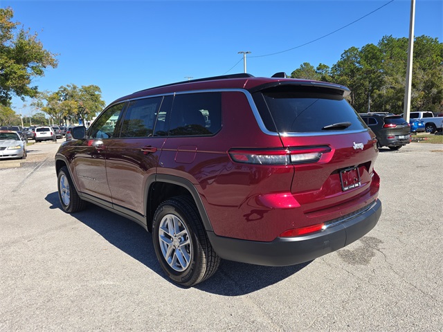 2025 Jeep Grand Cherokee Laredo X photo 3