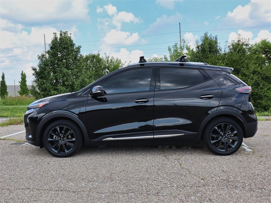 Used 2022 Chevrolet Bolt EUV Premier with VIN 1G1FZ6S00N4130921 for sale in Cincinnati, OH