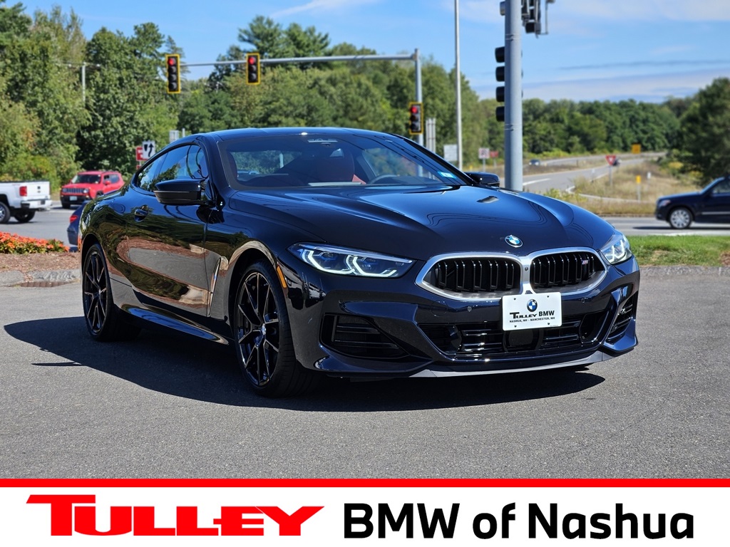 2025 BMW 8 Series M850i's photo