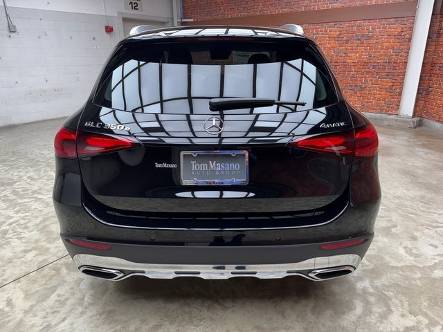 2025 Mercedes Benz GLC 350e 4MATIC photo 4