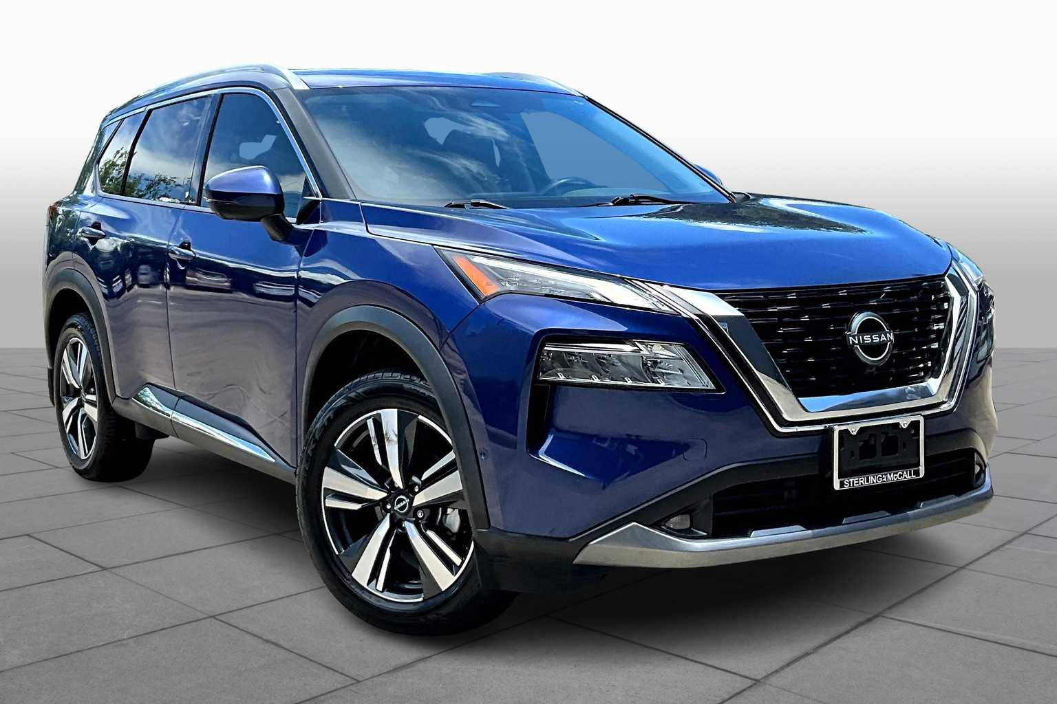 2022 Nissan Rogue SL photo 2