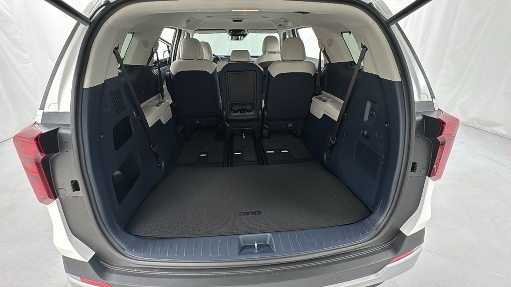 2026 Kia Carnival EX photo 17