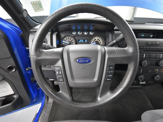 2013 Ford F-150 STX photo 19