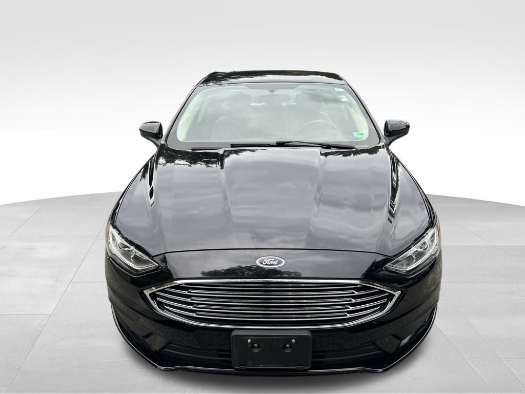 2017 Ford Fusion SE photo 8