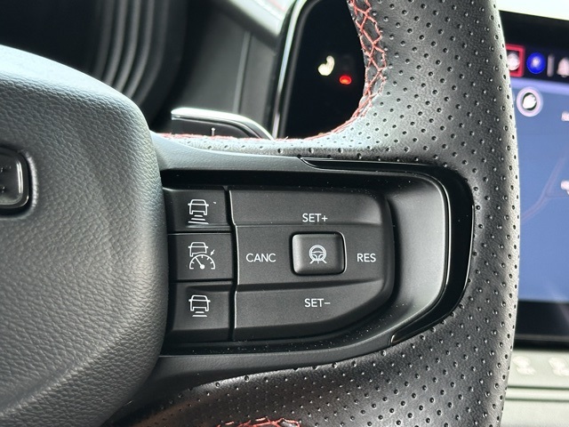 2025 Dodge Charger R/T photo 16
