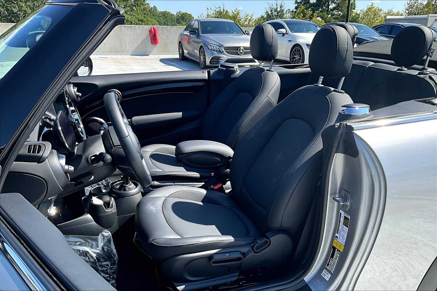 2023 Mini Cooper Convertible photo 7