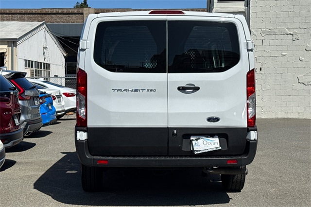 2021 Ford Transit photo 3