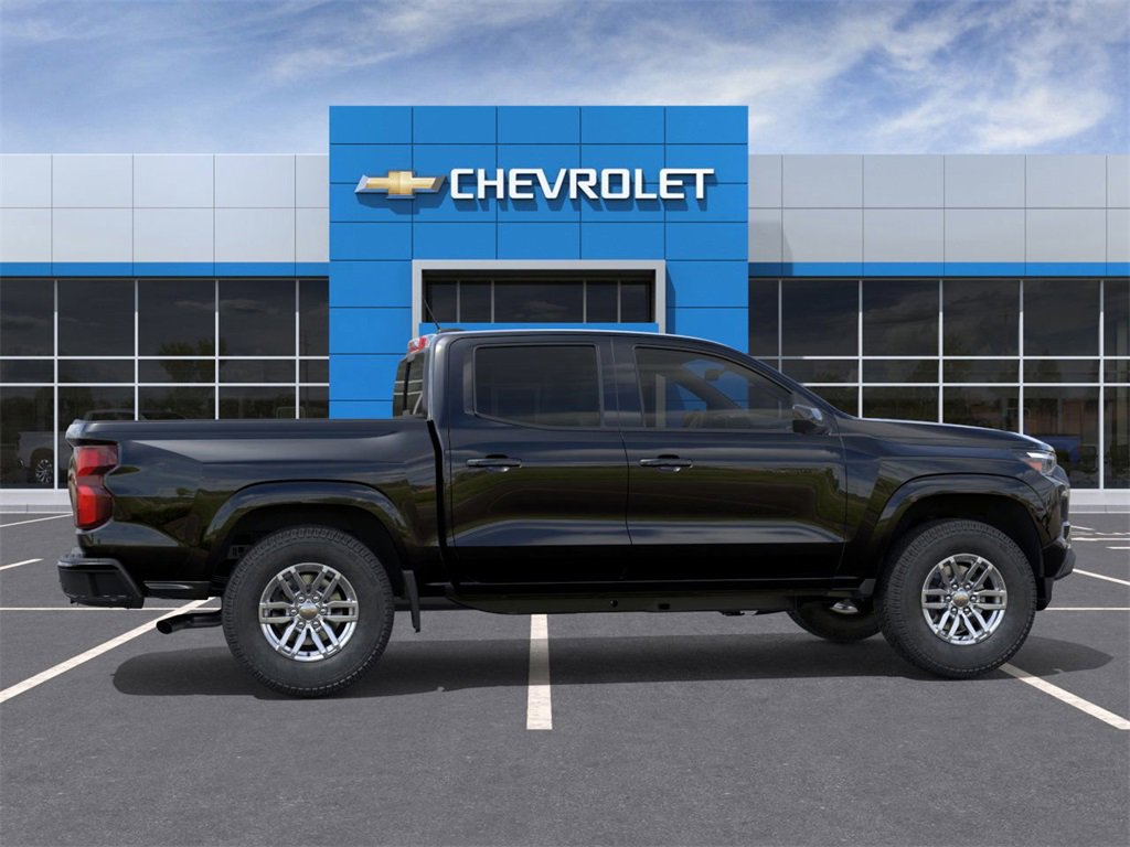 2025 Chevrolet Colorado Work Truck LT photo 5