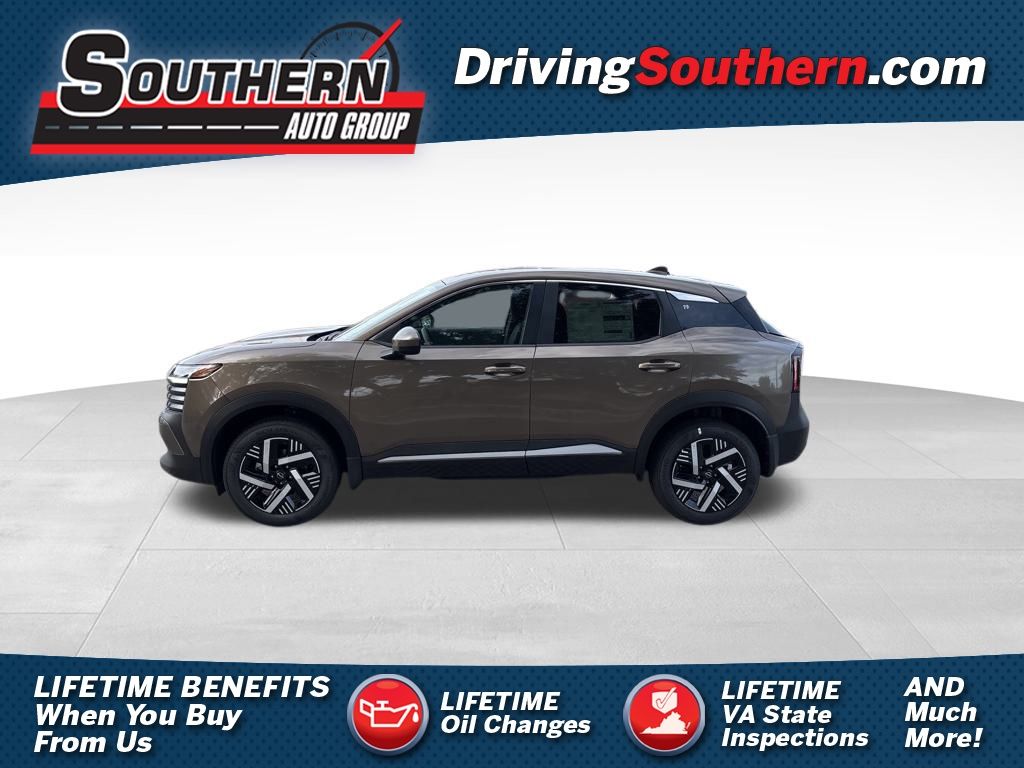 2025 Nissan Kicks SV's photo