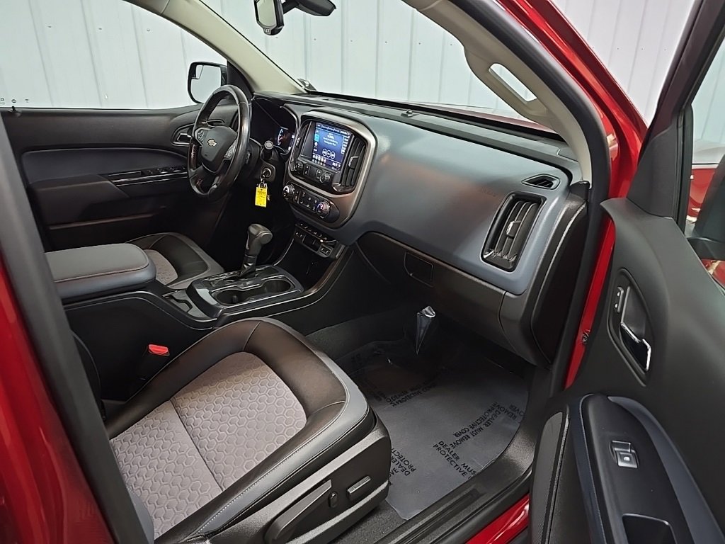 2020 Chevrolet Colorado Z71 photo 14