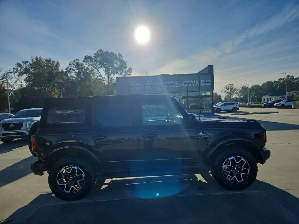 2024 Ford Bronco 4-Door Outer Banks's photo