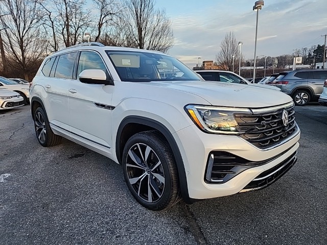 New 2025 Volkswagen Atlas 2.0T SEL Premium RLine 4D Sport Utility in