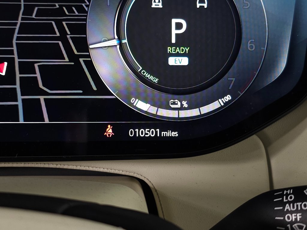 2025 LAND ROVER RANGE ROVER - Image 24