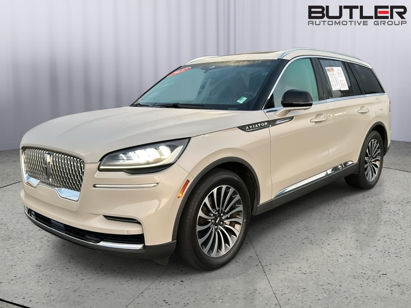 2022 Lincoln Aviator Reserve's photo