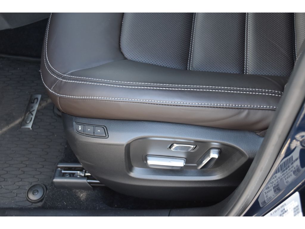 2025 Mazda CX-5 2.5 Turbo Signature photo 31