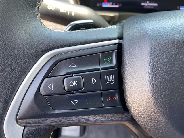 2023 Jeep Grand Cherokee Limited photo 16