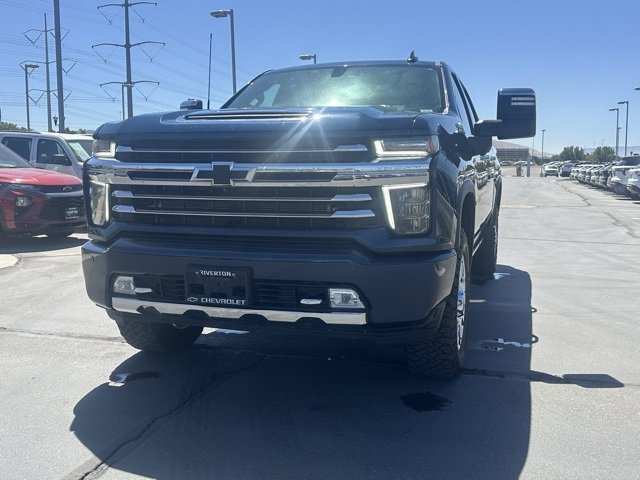 2022 Chevrolet Silverado 3500HD High Country photo 4