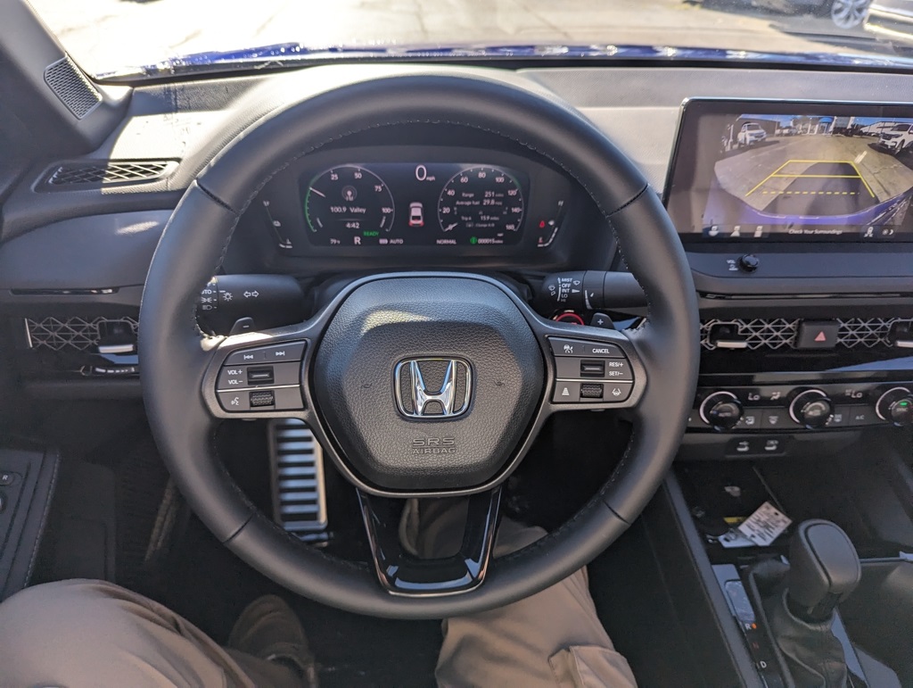 2025 Honda Accord Hybrid Sport-L photo 16
