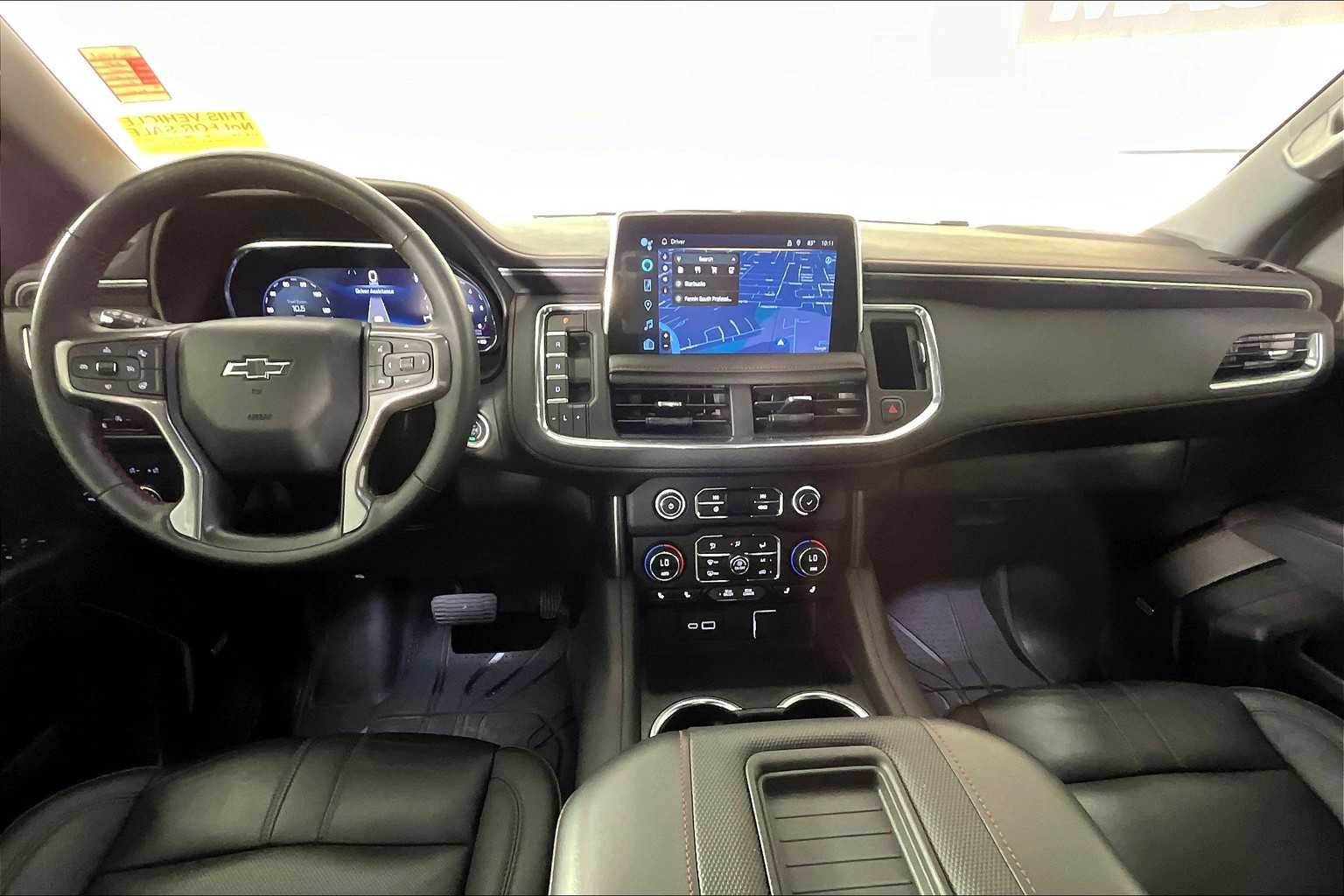 2024 Chevrolet Suburban RST photo 13