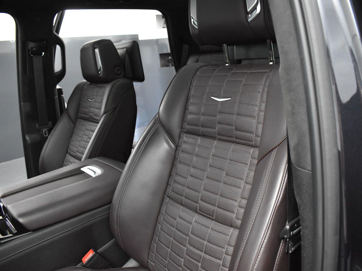 2024 Cadillac Escalade Sport Platinum photo 16