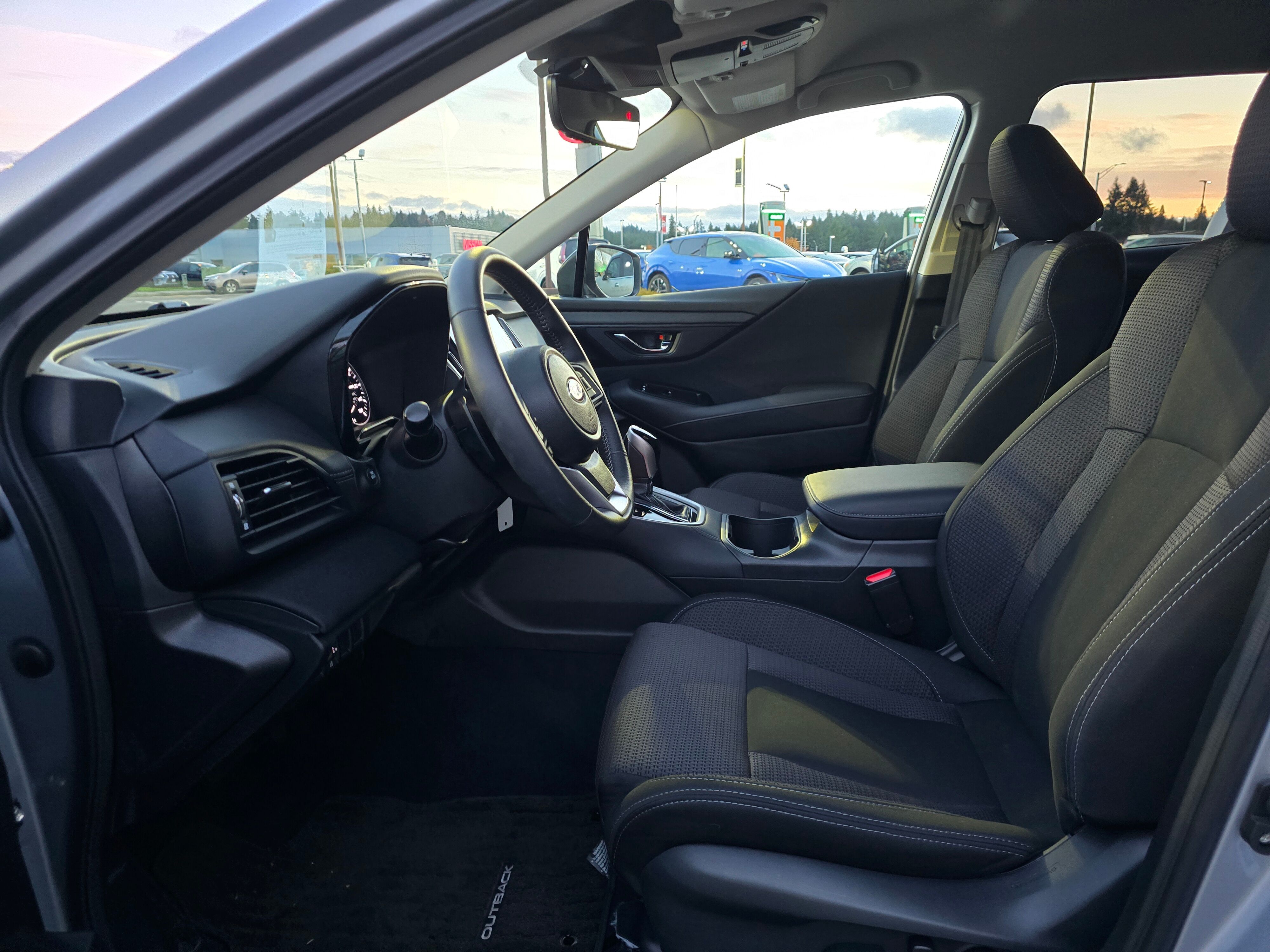 2025 Subaru Outback Premium photo 3