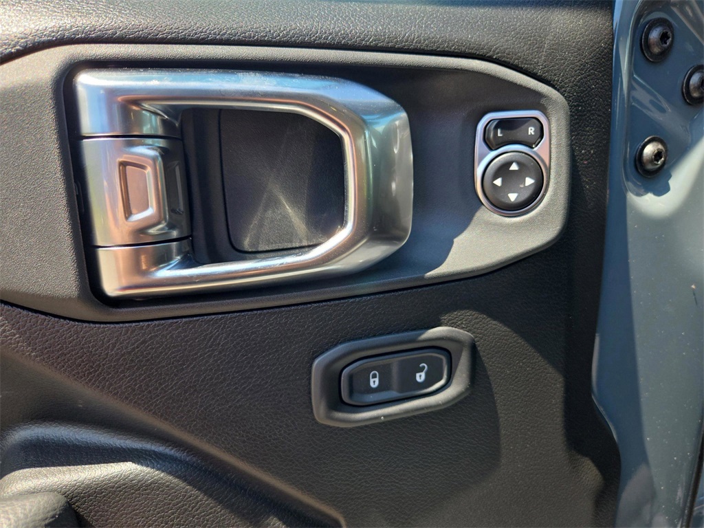 2025 Jeep Gladiator Sport S photo 30