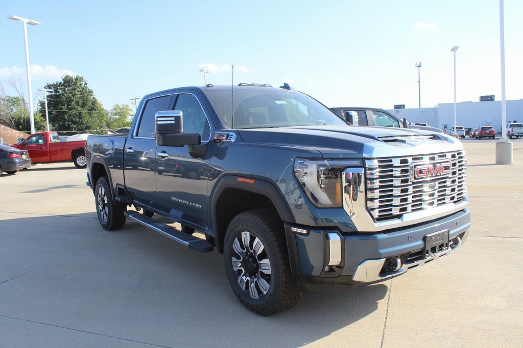 2026 GMC Sierra 2500HD Denali's photo