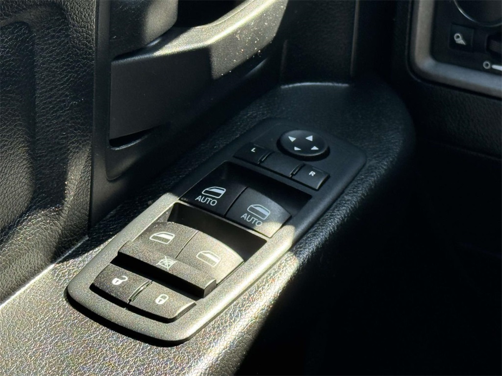 2020 Ram 1500 Classic Tradesman photo 25