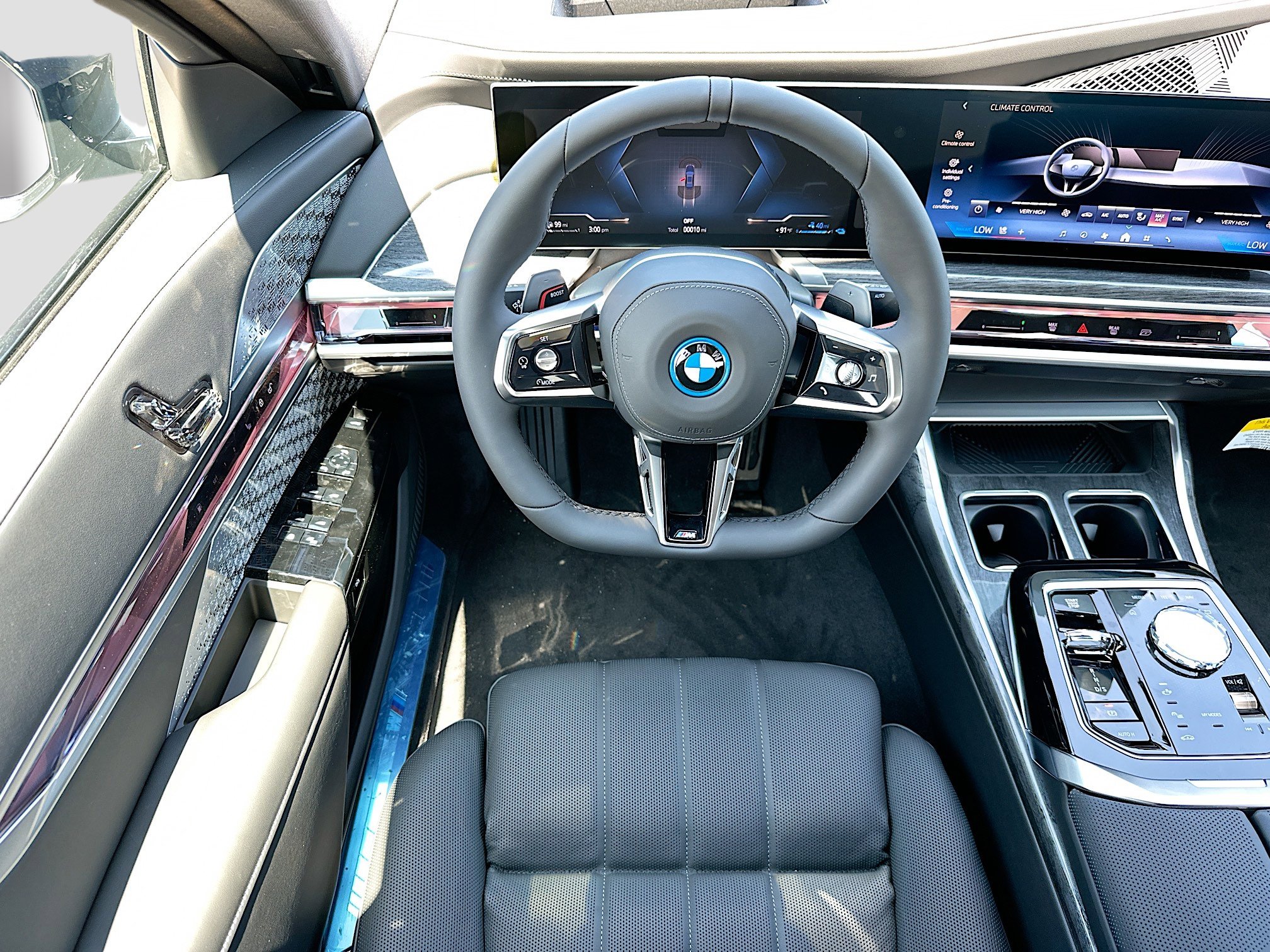 2025 Bmw 750e photo 17
