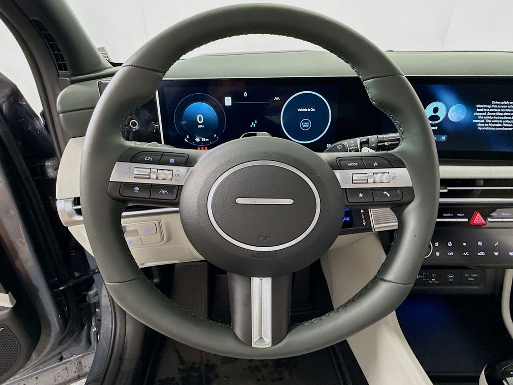 2025 Hyundai Tucson Limited photo 9