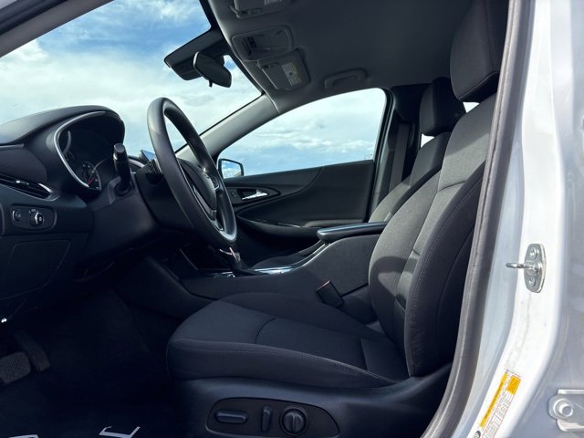 2023 Chevrolet Malibu 1LT photo 4