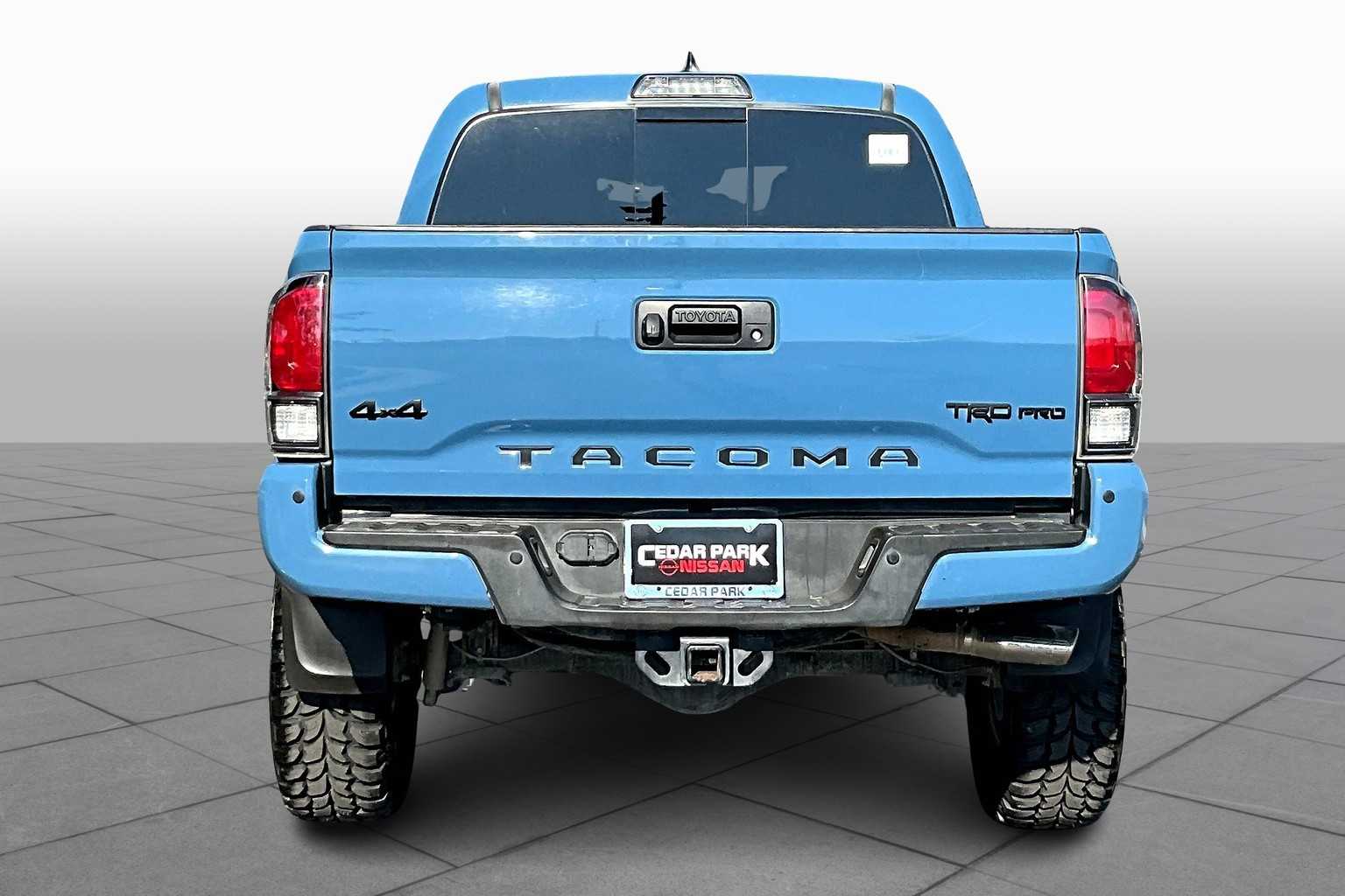 2018 Toyota Tacoma TRD Pro photo 4