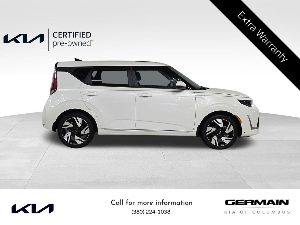 2024 Kia Soul GT-Line photo 2
