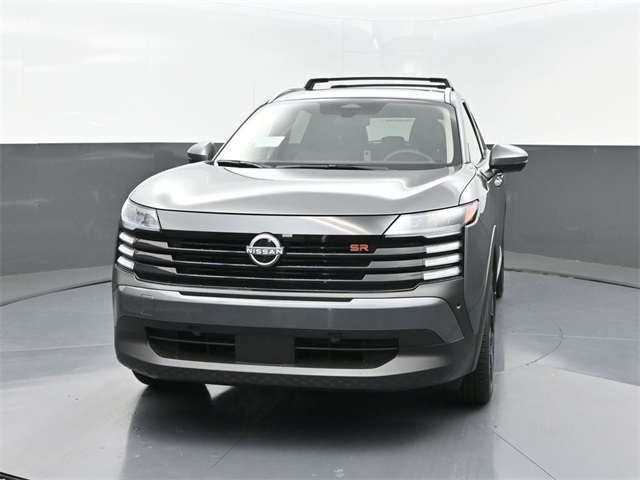 2025 Nissan Kicks SR photo 2