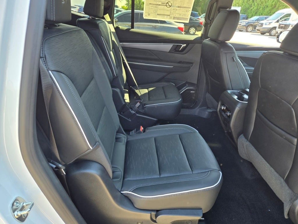 2026 Buick Enclave Sport Touring photo 6
