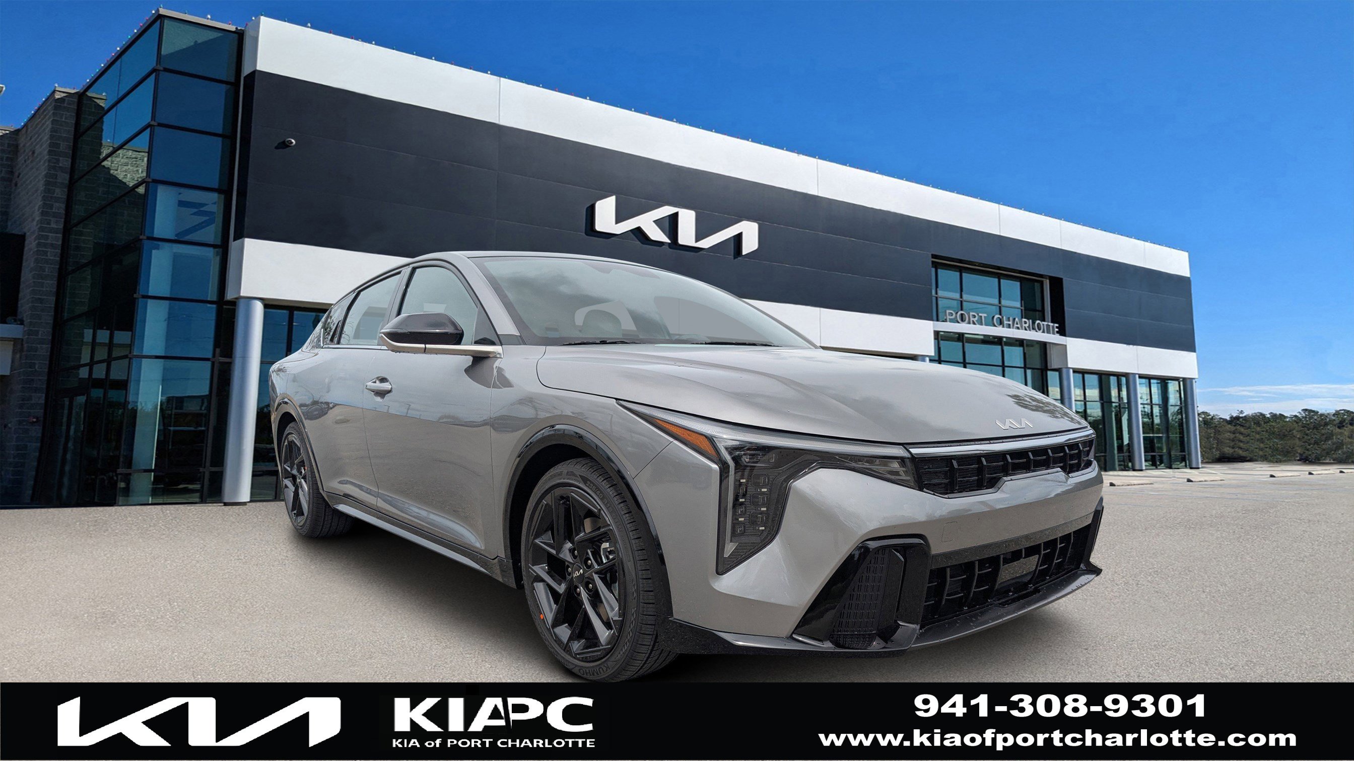 2025 Kia K4 GT-Line Turbo's photo