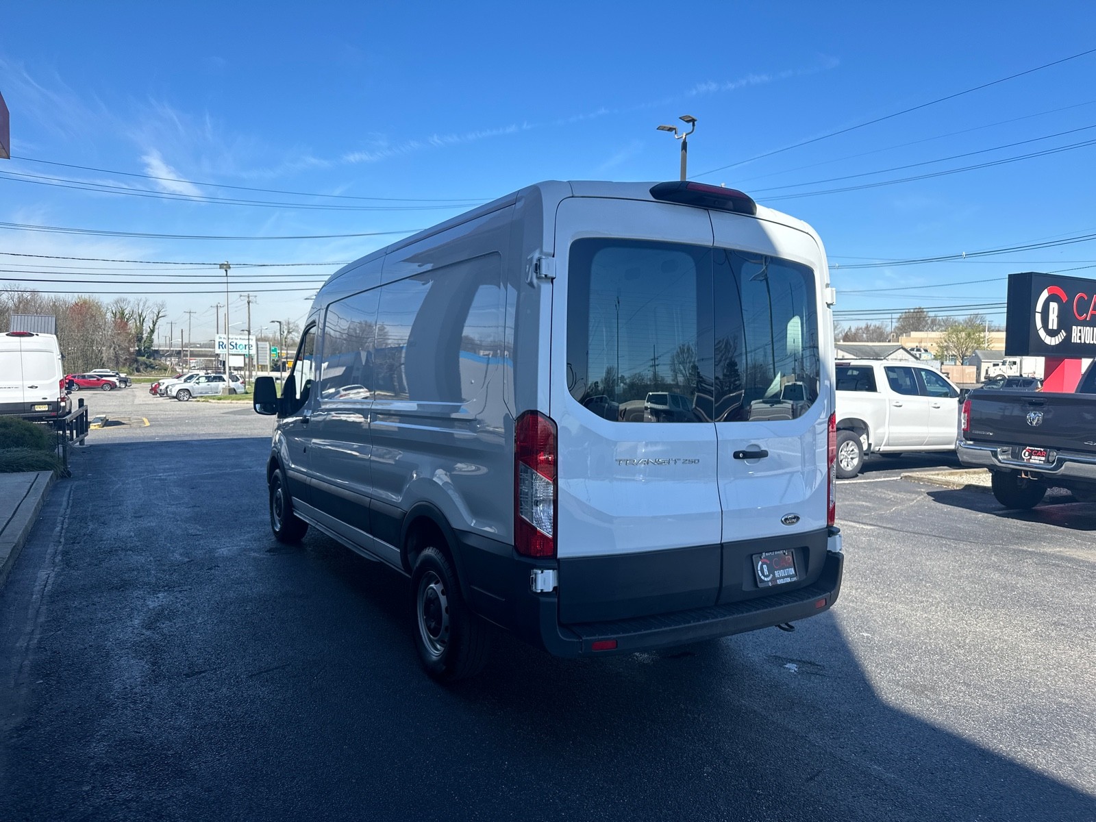 2021 Ford Transit Cargo Van photo 4