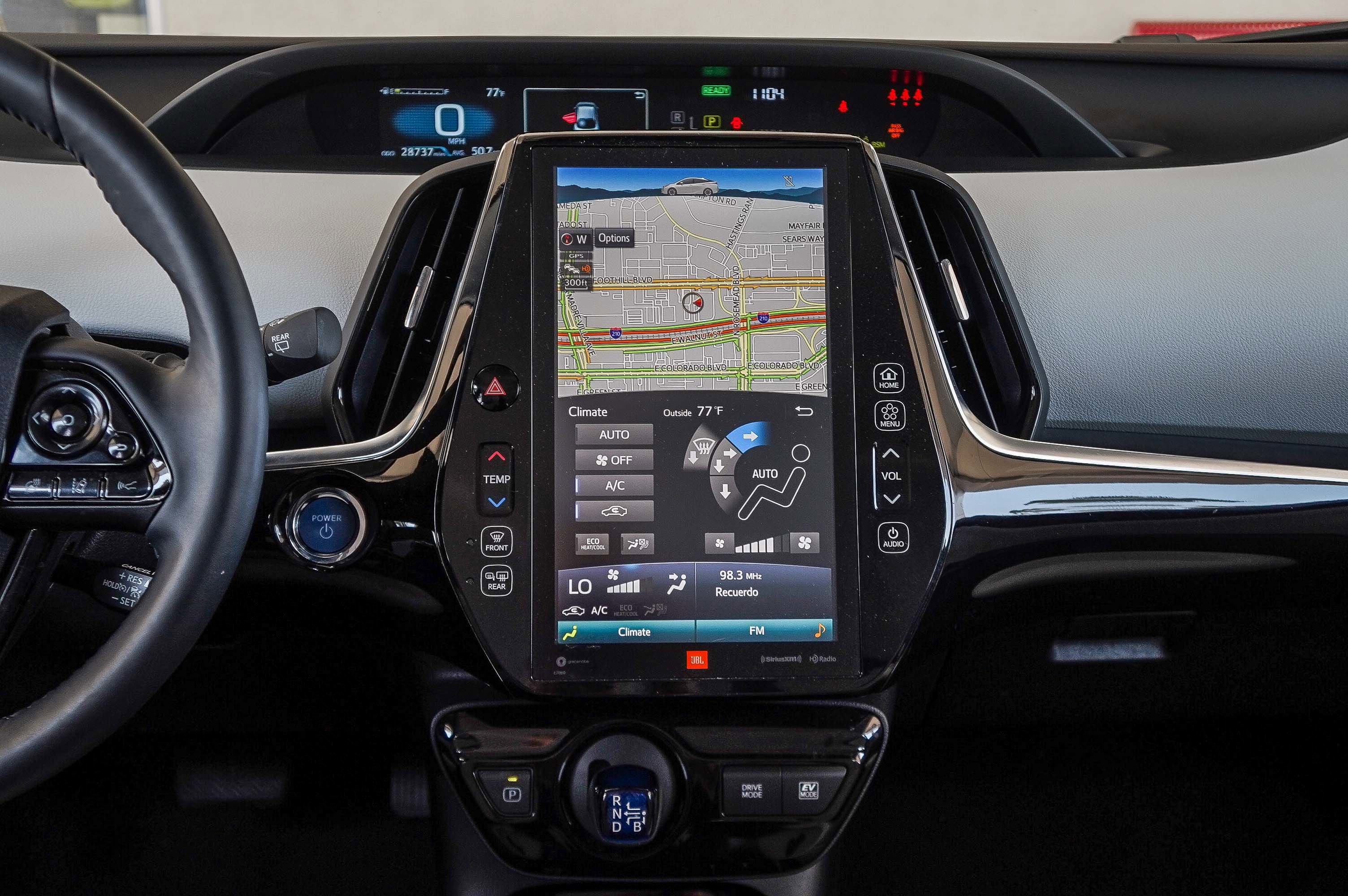 2022 Toyota Prius Limited photo 11