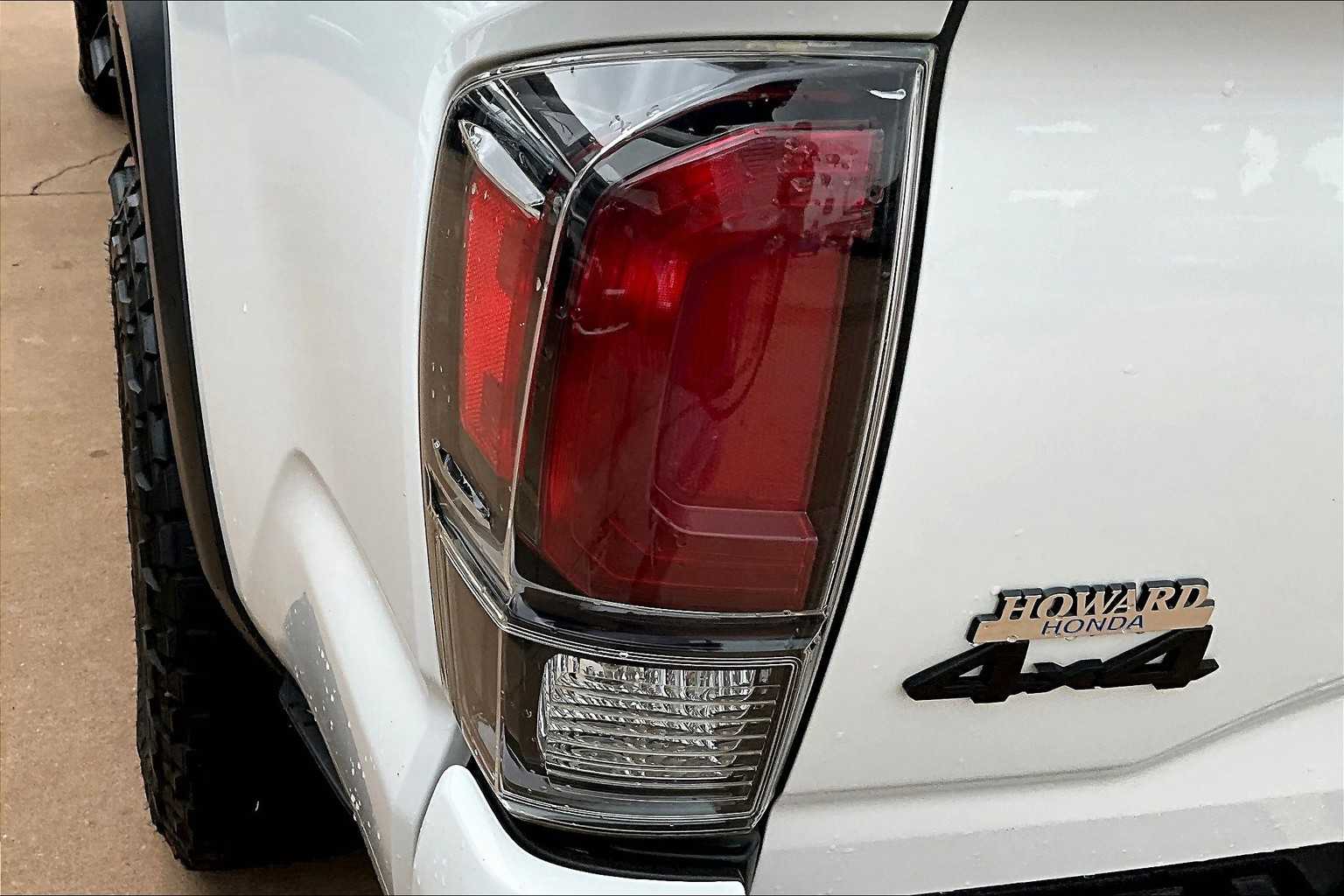 2020 Toyota Tacoma TRD Pro photo 26
