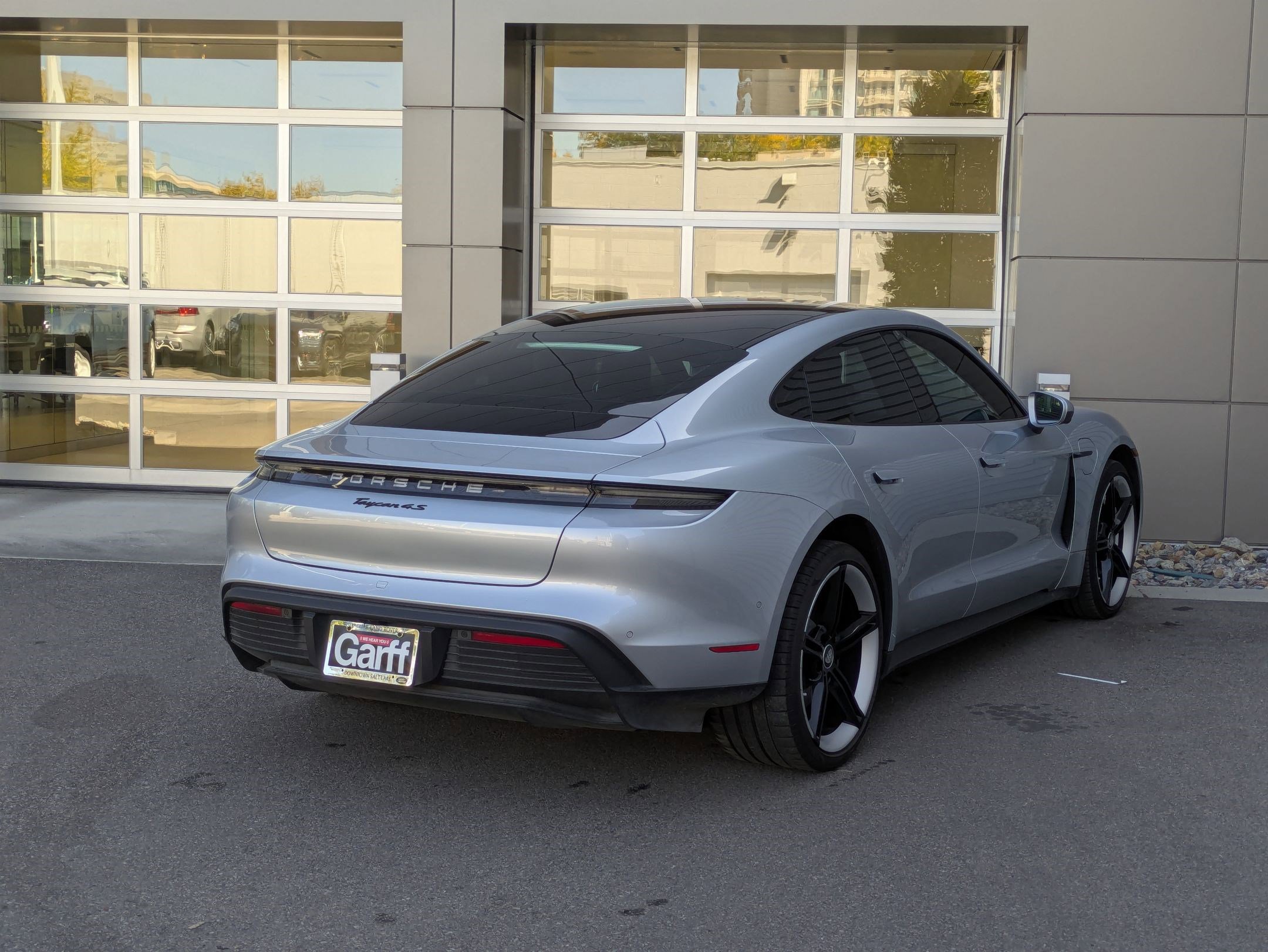 2022 Porsche Taycan 4S photo 5