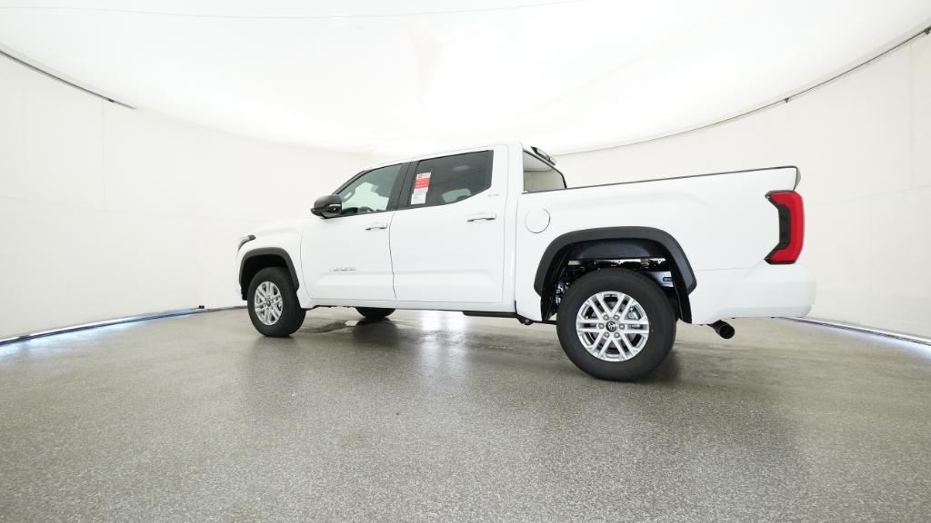 2026 Toyota Tundra SR5 CrewMax photo 10