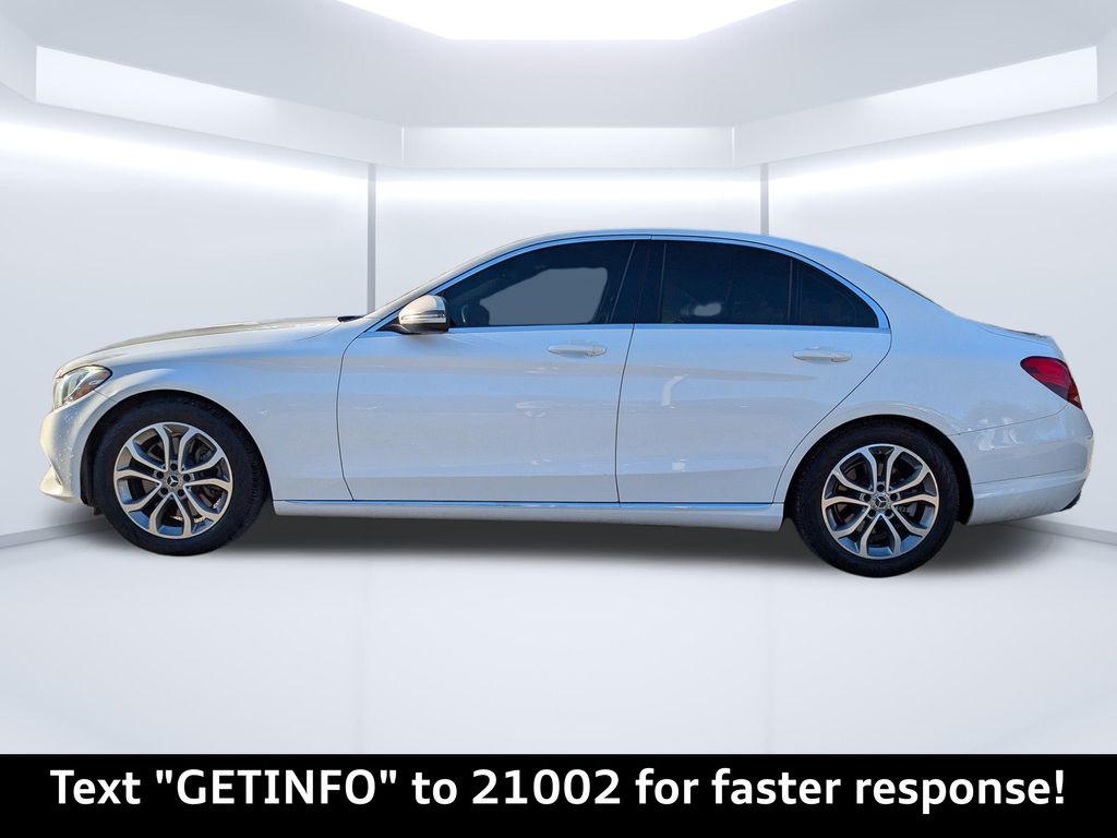 2018 Mercedes Benz C 300 Sedan photo 4
