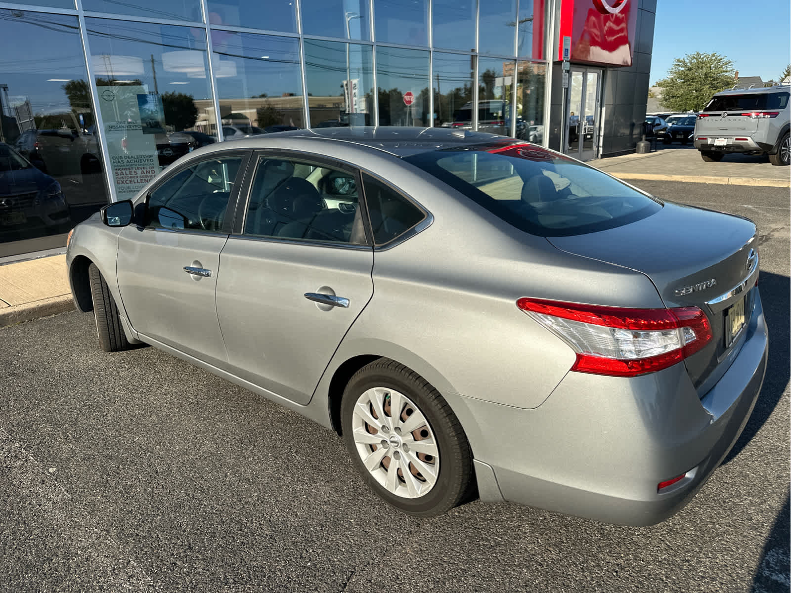2014 Nissan Sentra SV photo 2