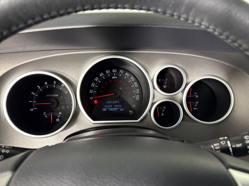 2016 Toyota Sequoia Limited photo 26