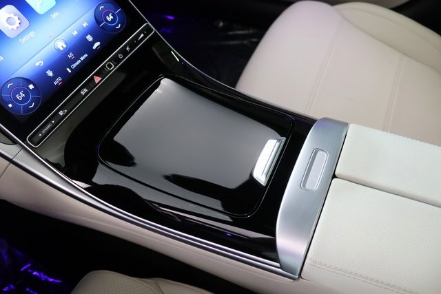 2025 Mercedes Benz C 300 4MATIC photo 18
