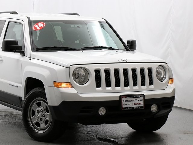 2014 Jeep Patriot Sport photo 2