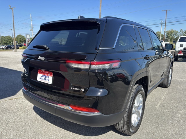 2025 Jeep Grand Cherokee Laredo X photo 4