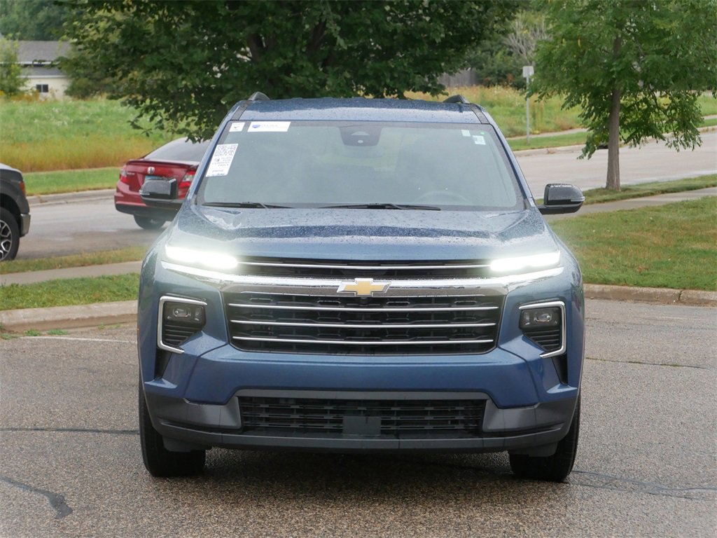 Used 2025 Chevrolet Traverse LT with VIN 1GNEVGRS1SJ131723 for sale in Rochester, Minnesota